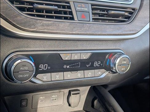 Used 2025 Nissan Altima 2.5 SL image 16