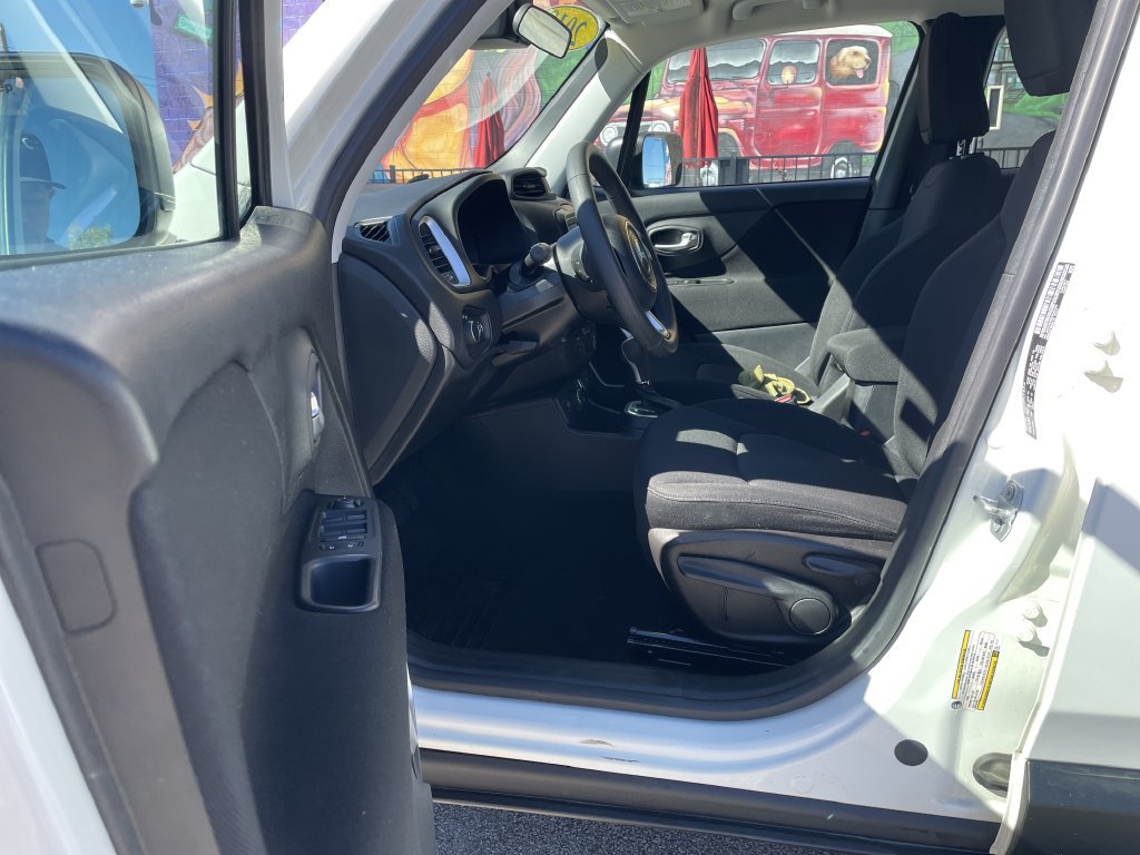 Used 2018 Jeep Renegade Sport w/ Power & Air Group AWD/4WD image 14