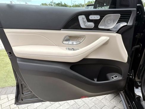 Certified 2026 Mercedes-Benz GLS 450 4MATIC image 18