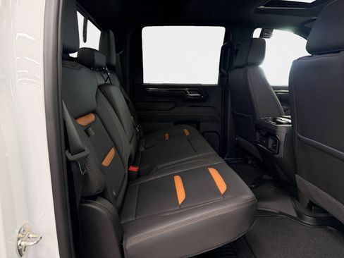 New 2026 GMC Sierra 3500 AT4 w/ Technology Package AWD/4WD image 11