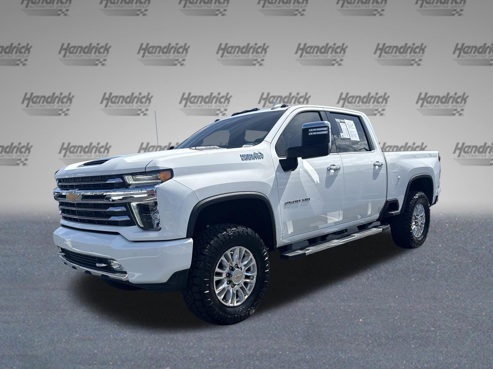Used 2023 Chevrolet Silverado 2500 High Country w/ Technology Package AWD/4WD image 4