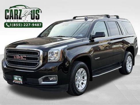 Used 2017 GMC Yukon SLT image 1
