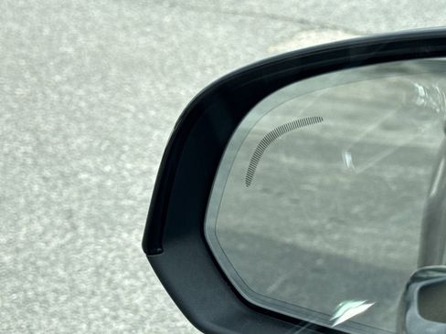 New 2026 Volvo XC40 B5 Ultra w/ Protection Package Premier image 18