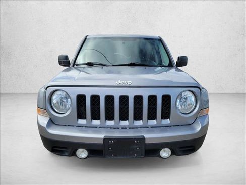 Used 2016 Jeep Patriot Sport FWD image 2