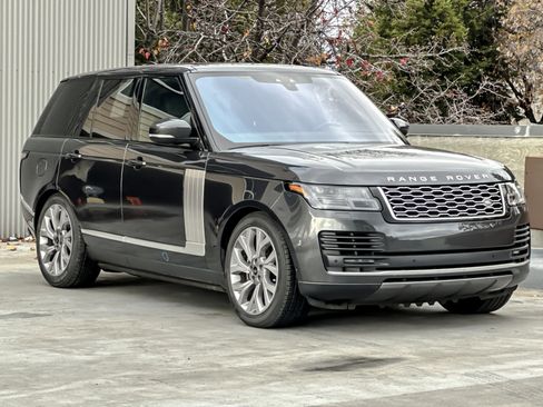 Used 2022 Land Rover Range Rover Westminster Edition image 10