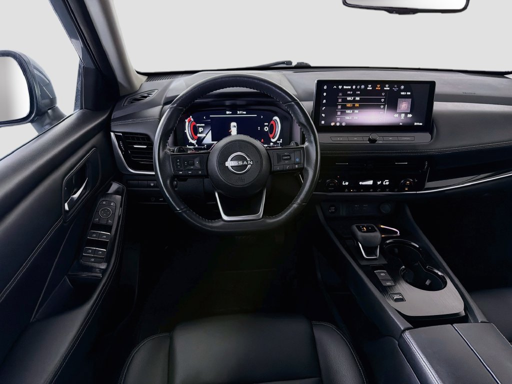 Used 2024 Nissan Rogue SL FWD image 26