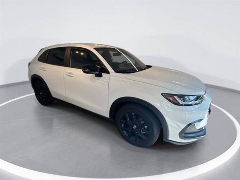 New 2025 Honda HR-V Sport image 1