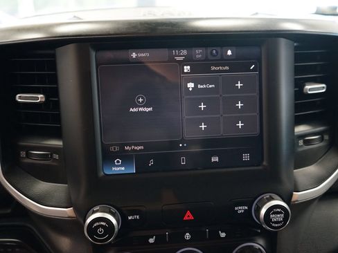 Used 2023 RAM 1500 Big Horn AWD/4WD image 32