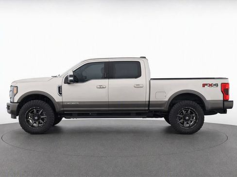Used 2017 Ford F250 King Ranch w/ FX4 Off-Road Package AWD/4WD image 1