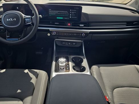 New 2026 Kia Carnival SX Prestige FWD image 15