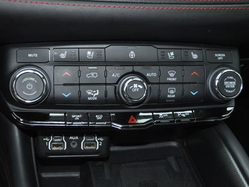 Used 2024 Dodge Durango R/T image 11