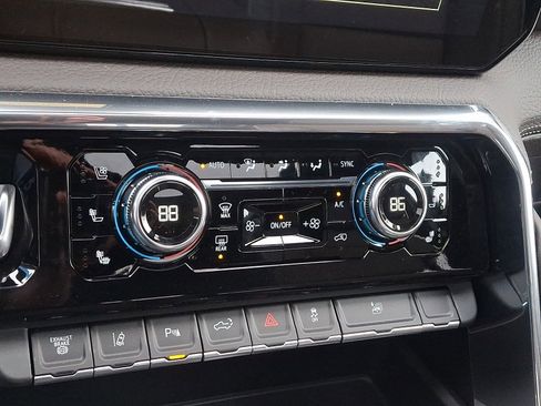 New 2026 GMC Sierra 3500 Denali w/ Denali Reserve Package image 16