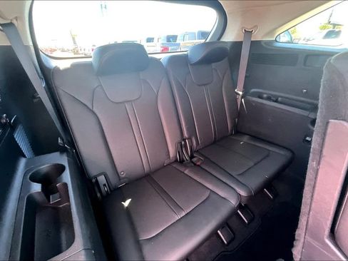Used 2023 Kia Sorento S FWD image 30