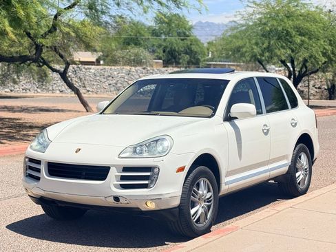 Used 2009 Porsche Cayenne AWD/4WD image 1