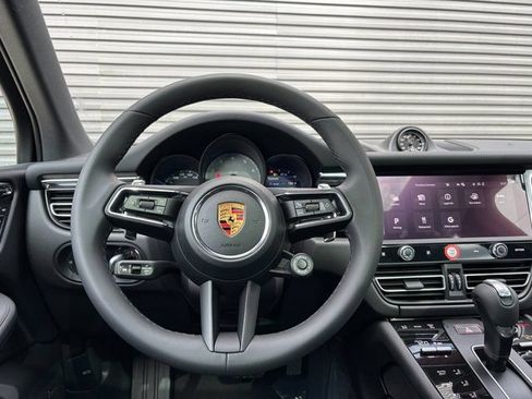 Certified 2026 Porsche Macan S AWD/4WD image 14