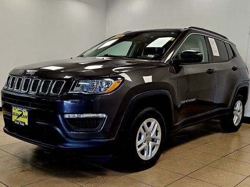 Used 2019 Jeep Compass Sport w/ Cold Weather Group image 2