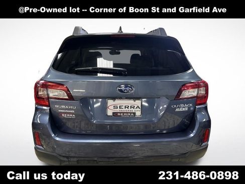 Used 2017 Subaru Outback 2.5i Premium image 10