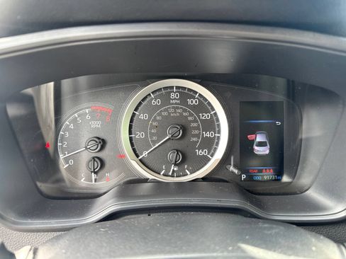 Used 2020 Toyota Corolla LE FWD image 16