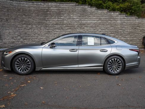 Used 2024 Lexus LS 500 AWD w/ Interior Upgrade Package image 10