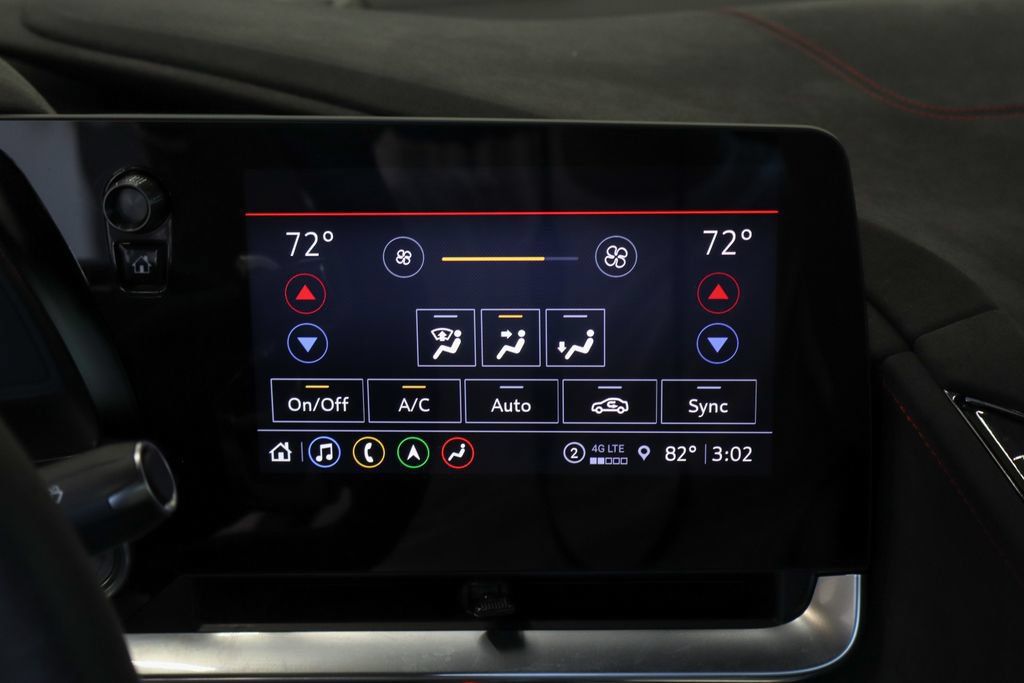 Used 2023 Chevrolet Corvette Stingray Premium Conv w/ Z51 Performance Package RWD image 34
