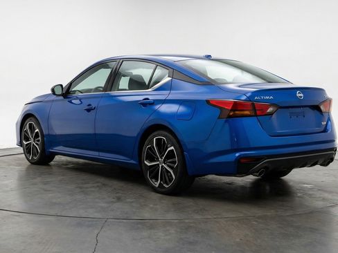 Used 2025 Nissan Altima 2.5 SR image 6