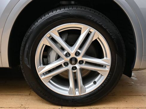 Used 2024 Audi Q5 e Premium w/ Convenience Package AWD/4WD image 13