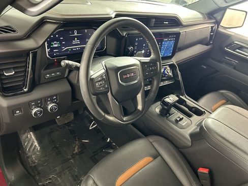 Used 2025 GMC Sierra 1500 AT4 w/ AT4 Premium Package image 12