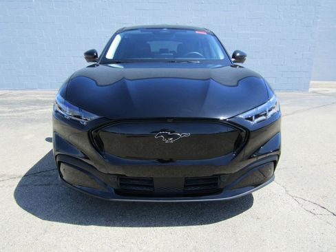 Used 2025 Ford Mustang Mach-E Premium AWD/4WD image 3