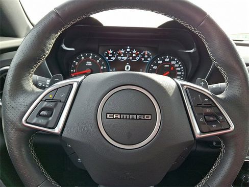 Used 2017 Chevrolet Camaro SS image 18