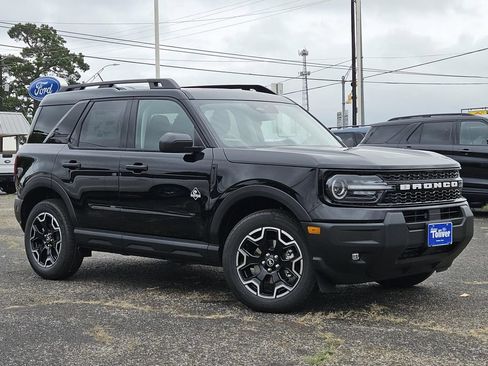 New 2026 Ford Bronco Sport Outer Banks AWD/4WD image 2