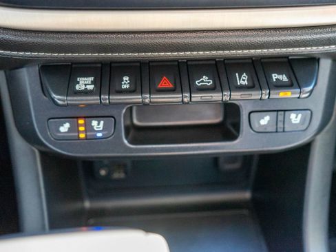 Used 2020 GMC Canyon Denali AWD/4WD image 26