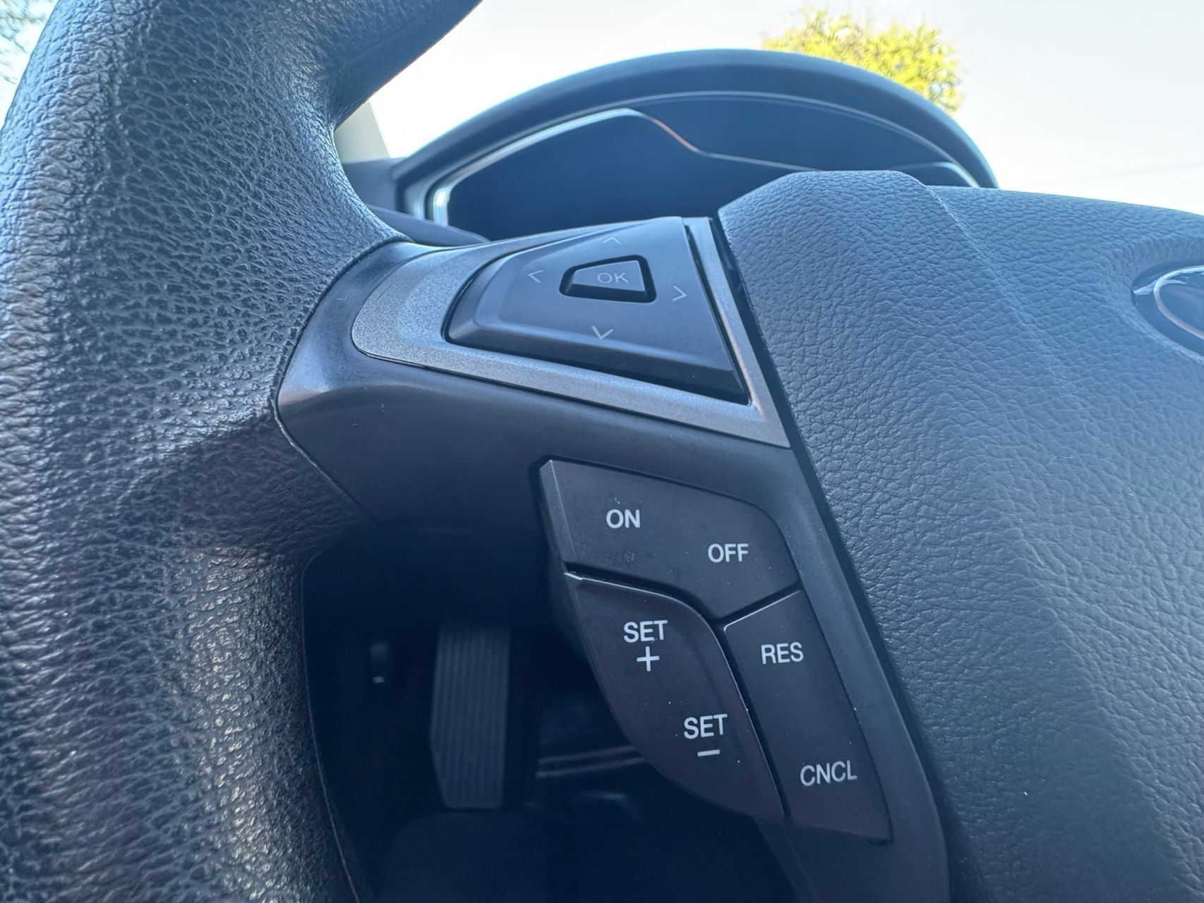 Used 2018 Ford Fusion S FWD image 13