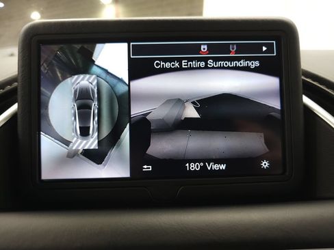 Used 2019 Aston Martin DB11 Coupe RWD image 18
