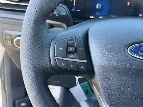 New 2025 Ford Escape ST-Line w/ Equipment Group 301A image 16