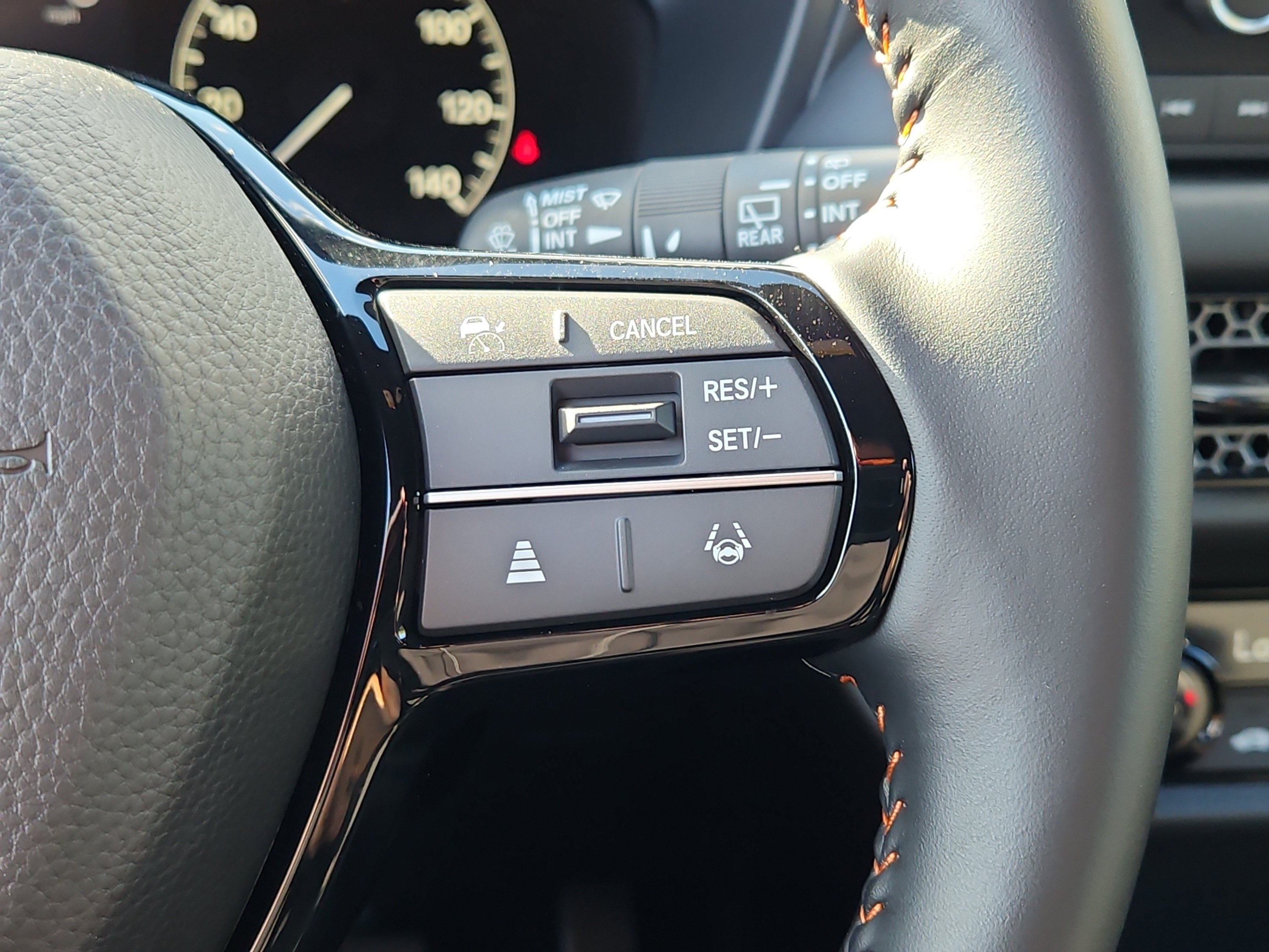 Certified 2025 Honda HR-V Sport image 15