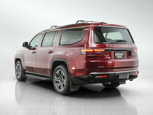 Used 2022 Jeep Wagoneer Series III w/ Convenience Group I AWD/4WD image 3
