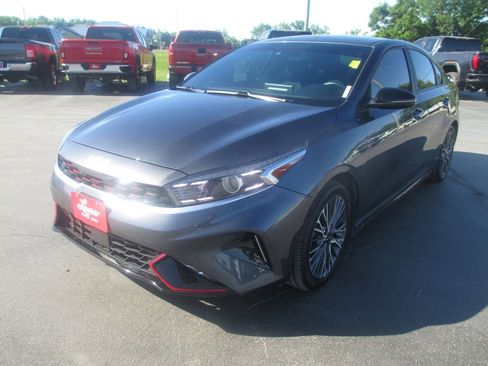Used 2023 Kia Forte GT-Line w/ GT-Line Premium Package FWD image 11