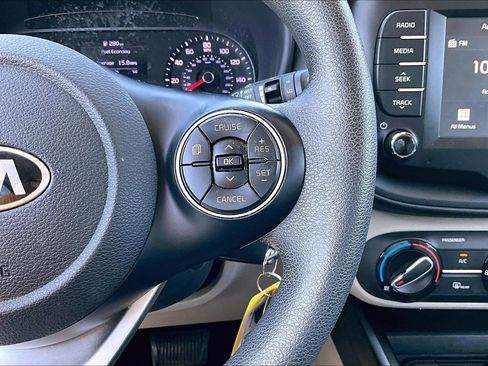 Used 2020 Kia Soul LX FWD image 17