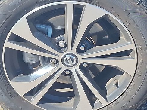 Used 2023 Nissan Sentra SV w/ All-Weather Package image 13