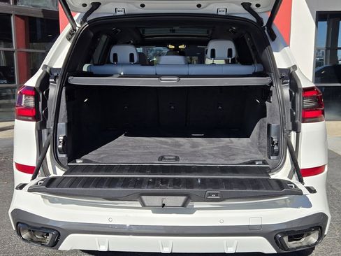 Used 2023 BMW X5 sDrive40i w/ M Sport Package image 16
