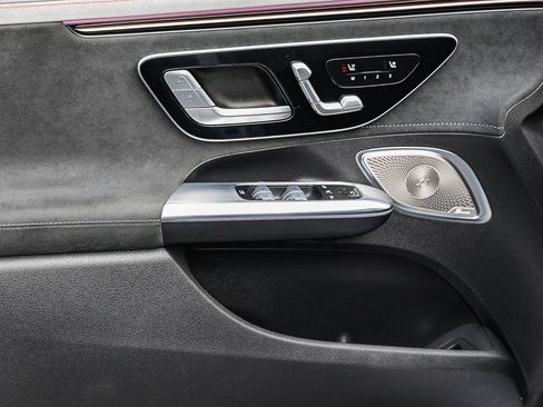 Used 2023 Mercedes-Benz EQE AMG 4MATIC Sedan image 21