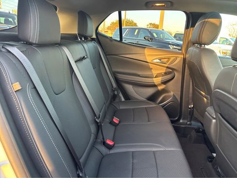 Used 2023 Buick Encore GX Essence w/ Experience Buick Package image 17