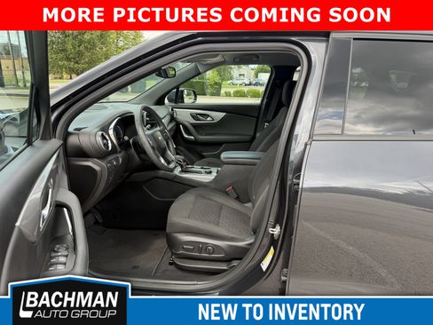 Used 2022 Chevrolet Blazer LT FWD image 5