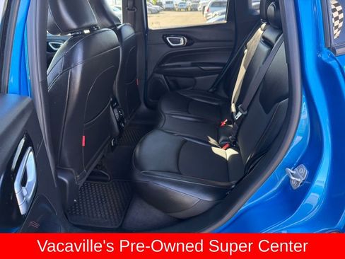Used 2025 Jeep Compass Trailhawk AWD/4WD image 24