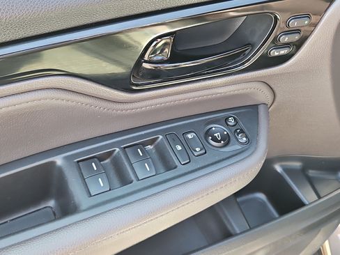 Used 2018 Honda Odyssey Elite image 12