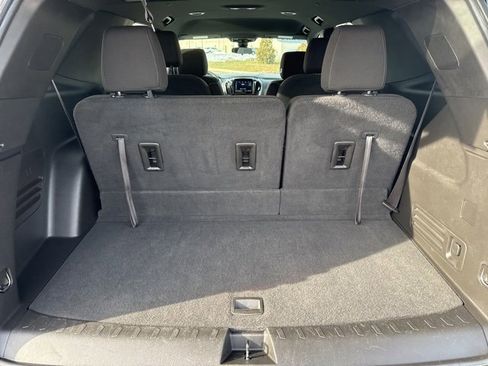Certified 2023 Chevrolet Traverse LT image 11