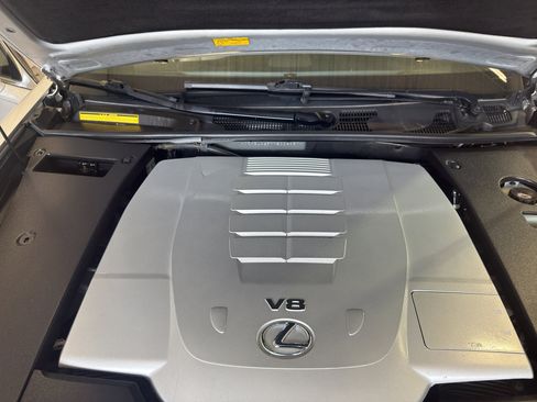 Used 2007 Lexus LS 460 image 32