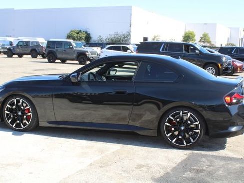 Used 2025 BMW M240i xDrive Coupe w/ Premium Package AWD/4WD image 7