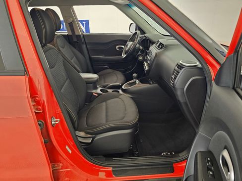Used 2016 Kia Soul + w/ Designer's Package image 25