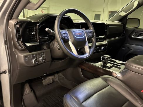Used 2024 GMC Sierra 1500 SLT w/ SLT Convenience Package image 29